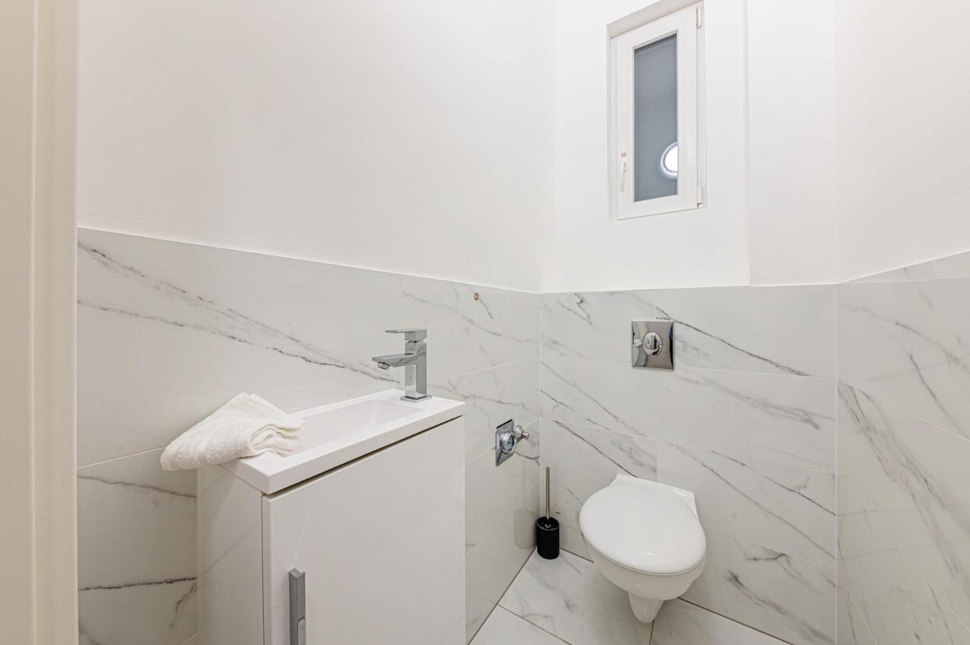 Apartment Marble Royal & Studio- Near The Park